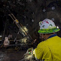 Kainantu Mine Workers Drilling - K92 Mining